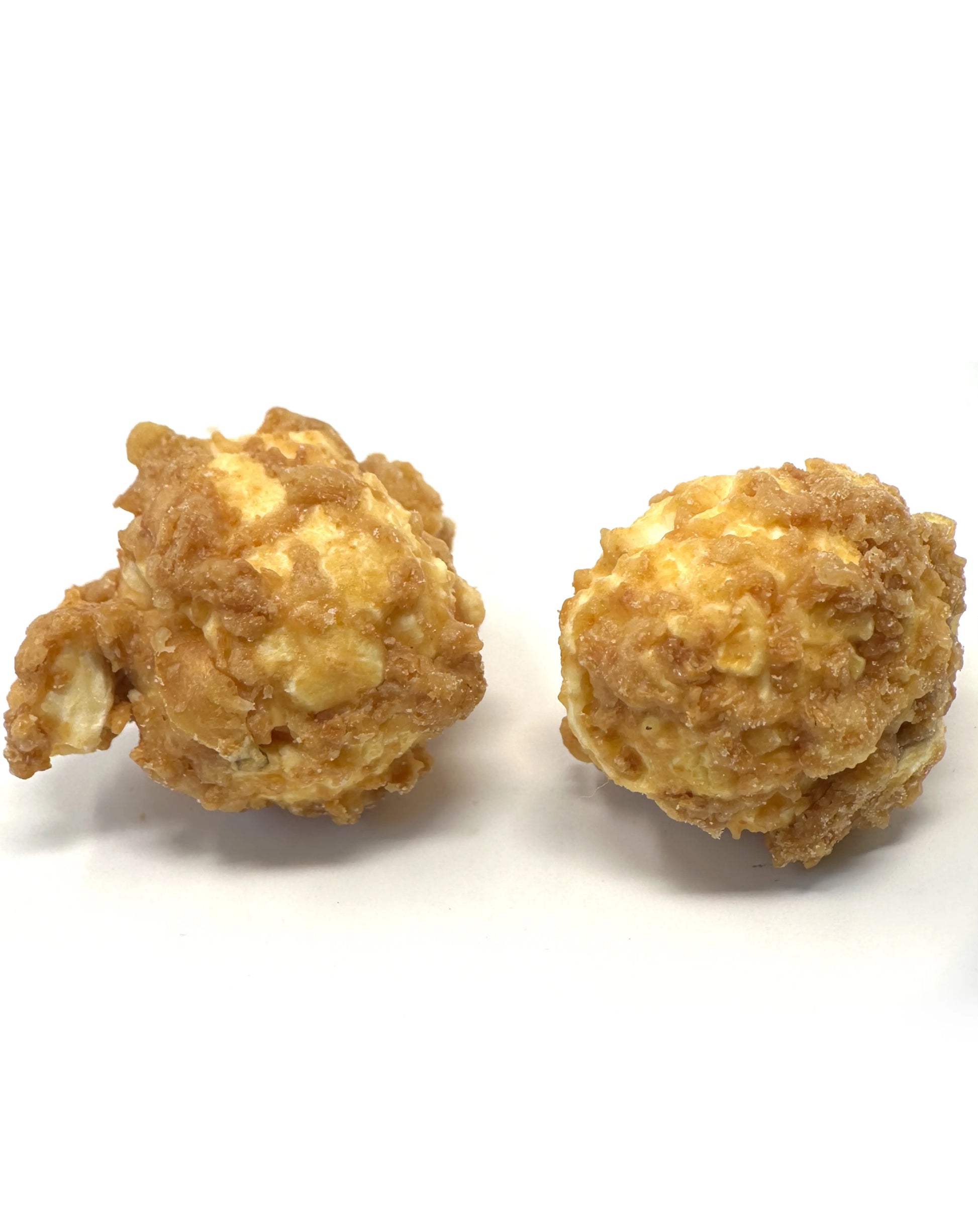 Popcorn bio au caramel épicé, parfait pour une pause gourmande hivernale ou festive