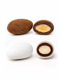 Amandes torréfiées enrobées de chocolat au lait bio et poudrées de cacao, spécialité artisanale française fabriquée près de Bourges par Cocoripop