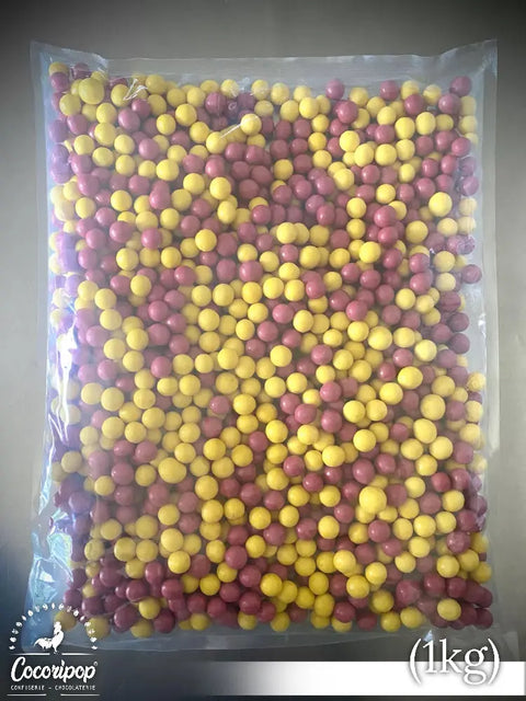 Confiserie bio française en vrac, billes de maïs croustillantes à la framboise et à la mangue fabriquées artisanalement près de Bourges
