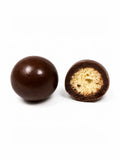 Billes de maïs soufflé aux trois chocolats bio, gourmandise artisanale française alliant chocolat noir, chocolat au lait et chocolat blanc bio