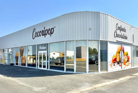 Boutique atelier Cocoripop a Saint-Germain-du-Puy, un lieu ou decouvrir des confiseries artisanales fabriquees sur place et le savoir-faire de la maison.