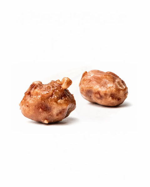 Cacahuètes bio caramélisées, confiserie artisanale française élaborée à Saint-Germain-du-Puy près de Bourges selon un savoir-faire traditionnel.