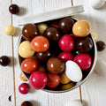 Confiseries artisanales françaises de Pâques fabriquées dans le Cher, idéales pour offrir ou partager un moment gourmand.