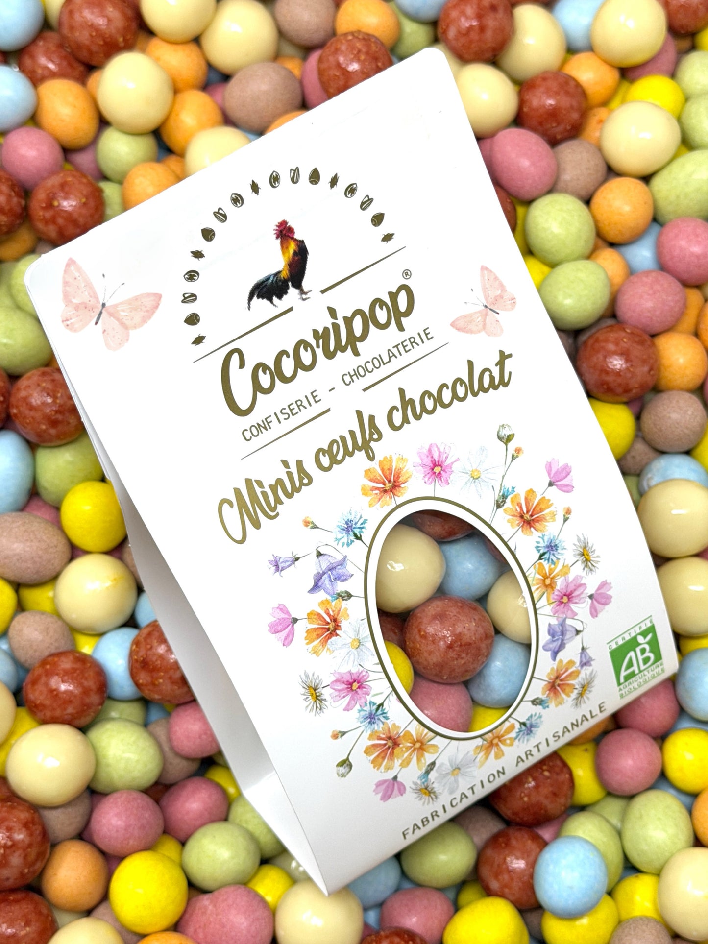 Oeufs chocolat colores Paques decor printanier
