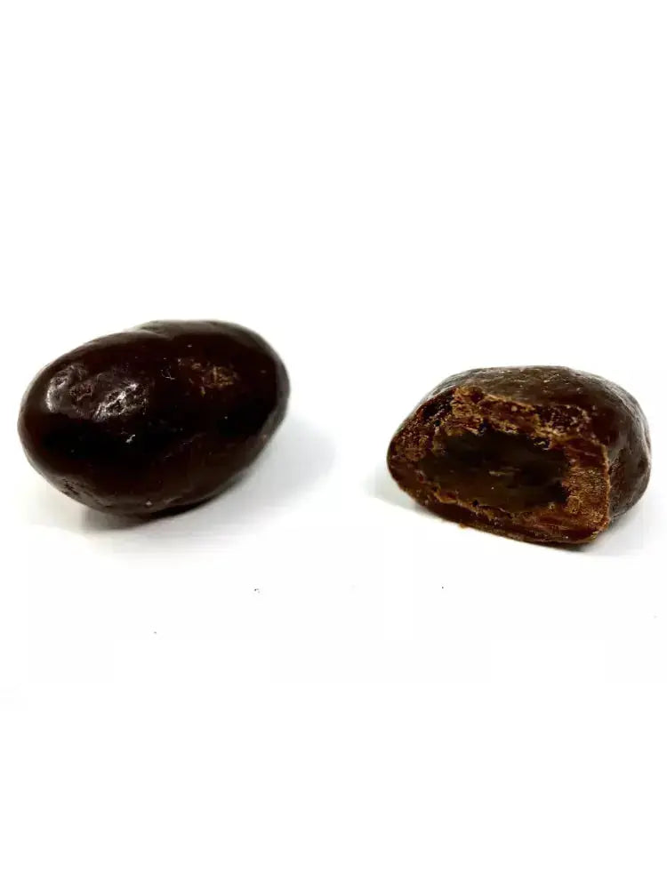 Raisins secs enrobés de chocolat noir intense, un mariage parfait entre moelleux fruité et saveur corsée. bio